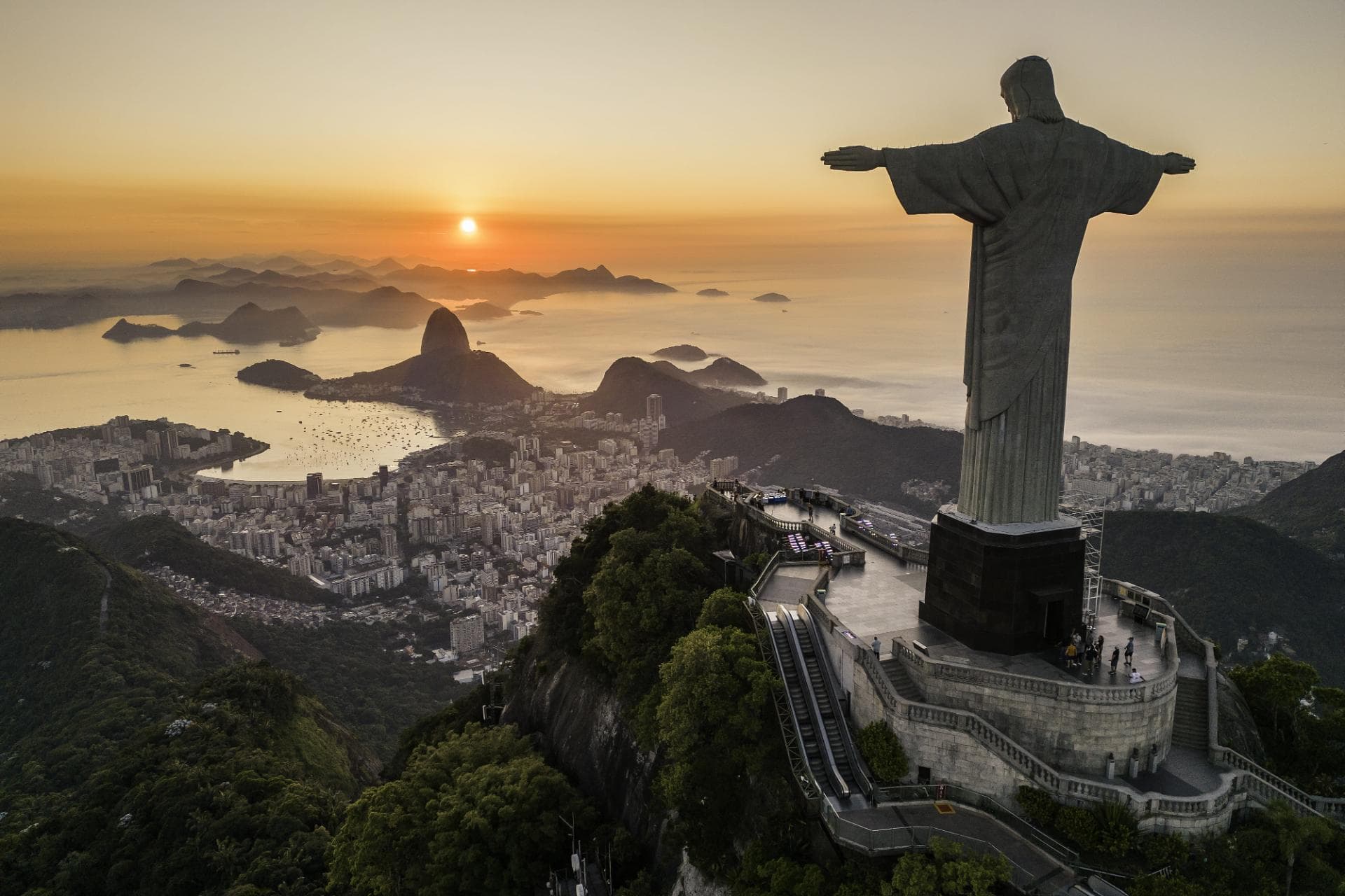 🇧🇷 Rio de Janeiro Experience: Cristo, Maracana y Arraial do Cabo